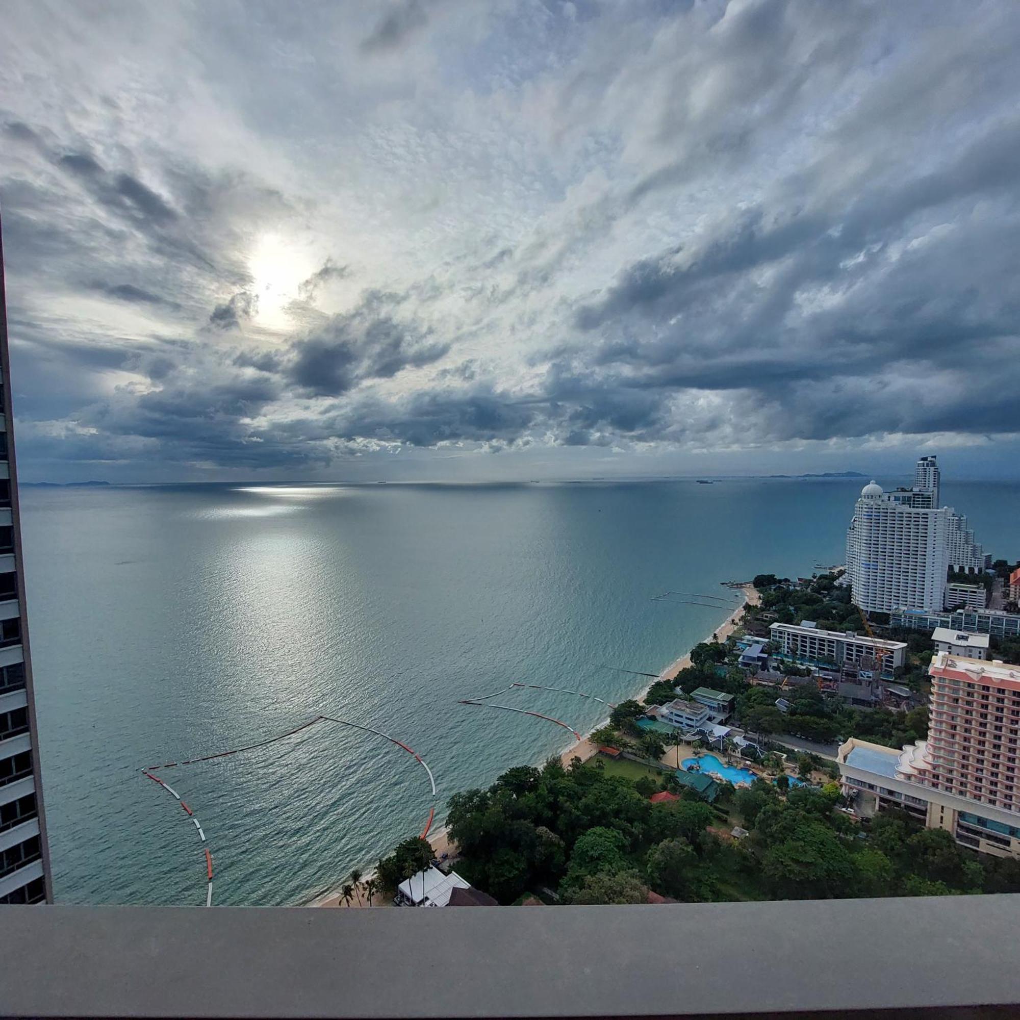 Sea View Apartment In פאטאיה מראה חיצוני תמונה