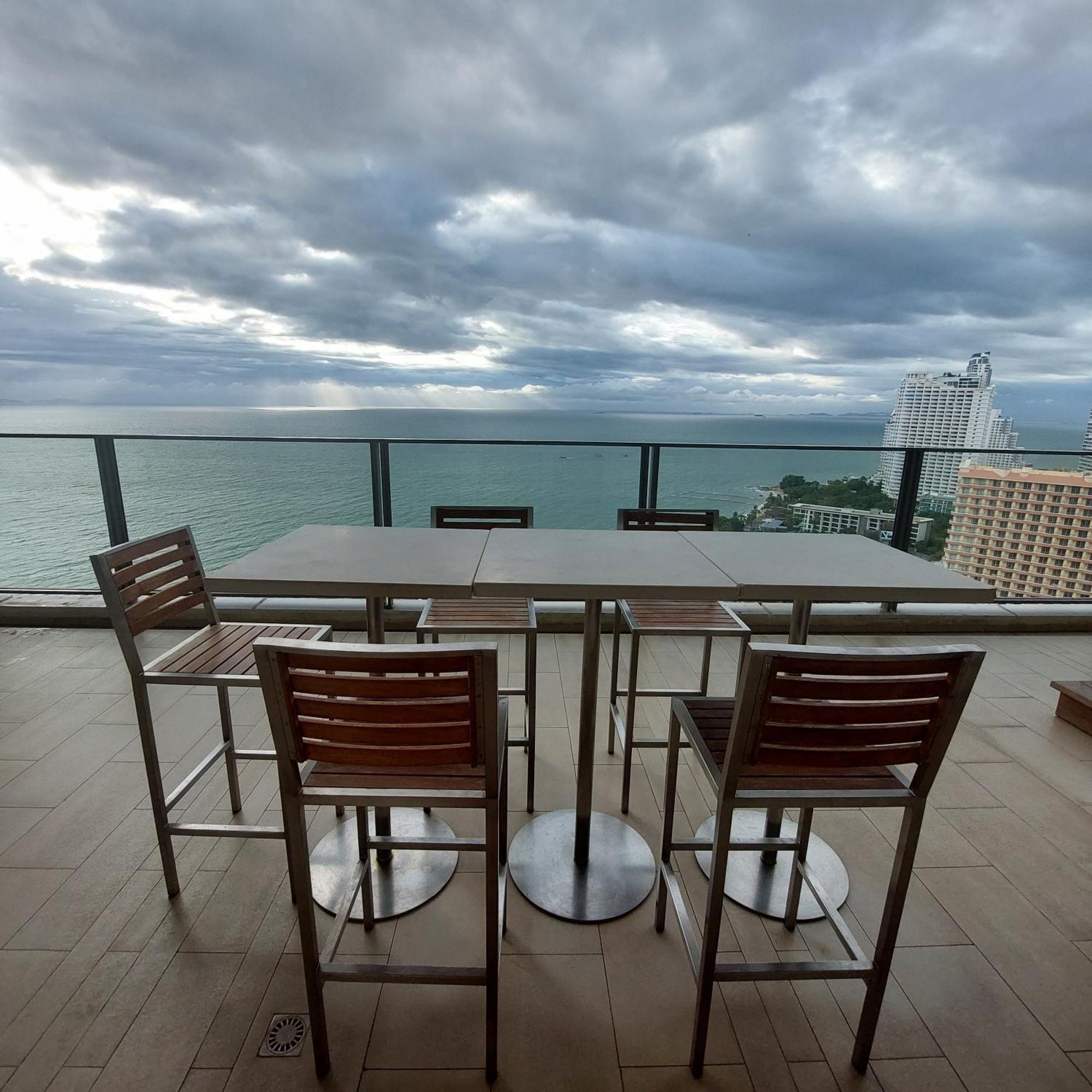Sea View Apartment In פאטאיה מראה חיצוני תמונה